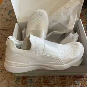 NWT - APL Athletic Propulsion Labs Women's TechLoom Bliss - 8.5